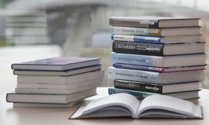 Cambia tu Libro en Totana