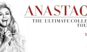 Anastacia en el Cuartel de Artillería