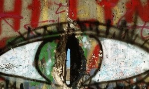 Exposición fotográfica Berlín: Die Mauer en Fnac Murcia