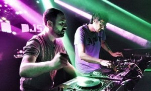 Pre WAM en Sala REM con Ochoymedio Djs