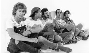 TABURETE EN MURCIA PRESENTA 